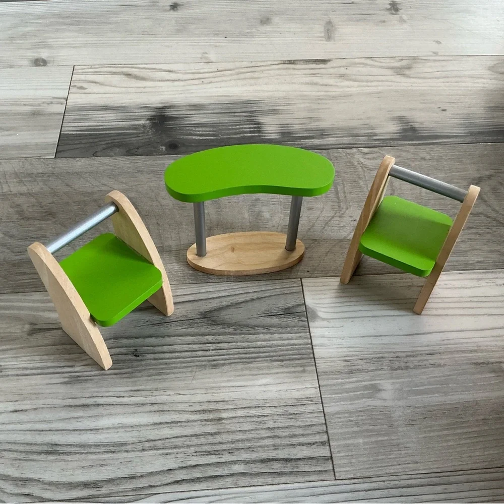 Modern wooden dollhouse play furniture set 2-chairs and table green